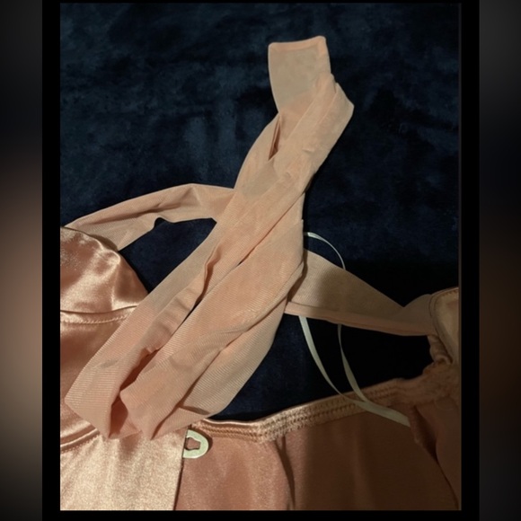 Sexy Magnetic Hook & Eye Design Asymmetrical Ribbon Straps Bustier Crop Camisole - Picture 17 of 17